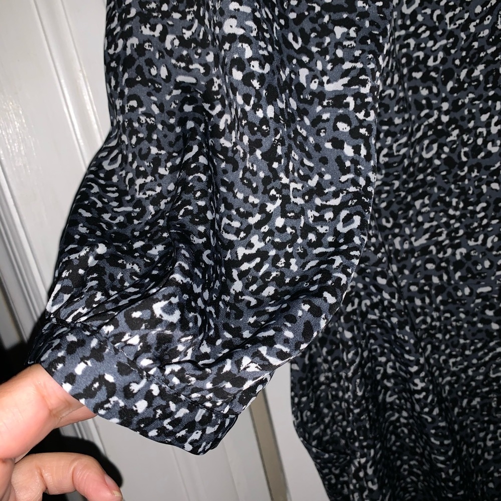 Dress - Picture 3 of 5